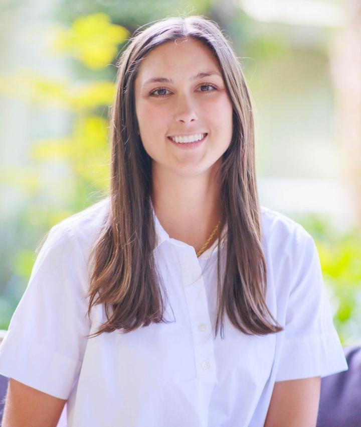 Alexandra Loftis DVM